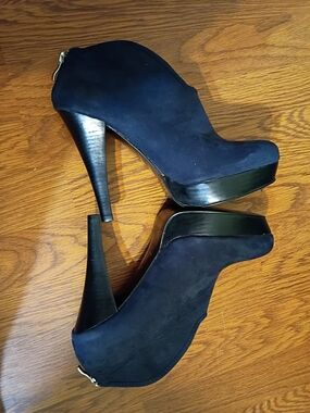Bakers Blue Suede Platform Heel Booties